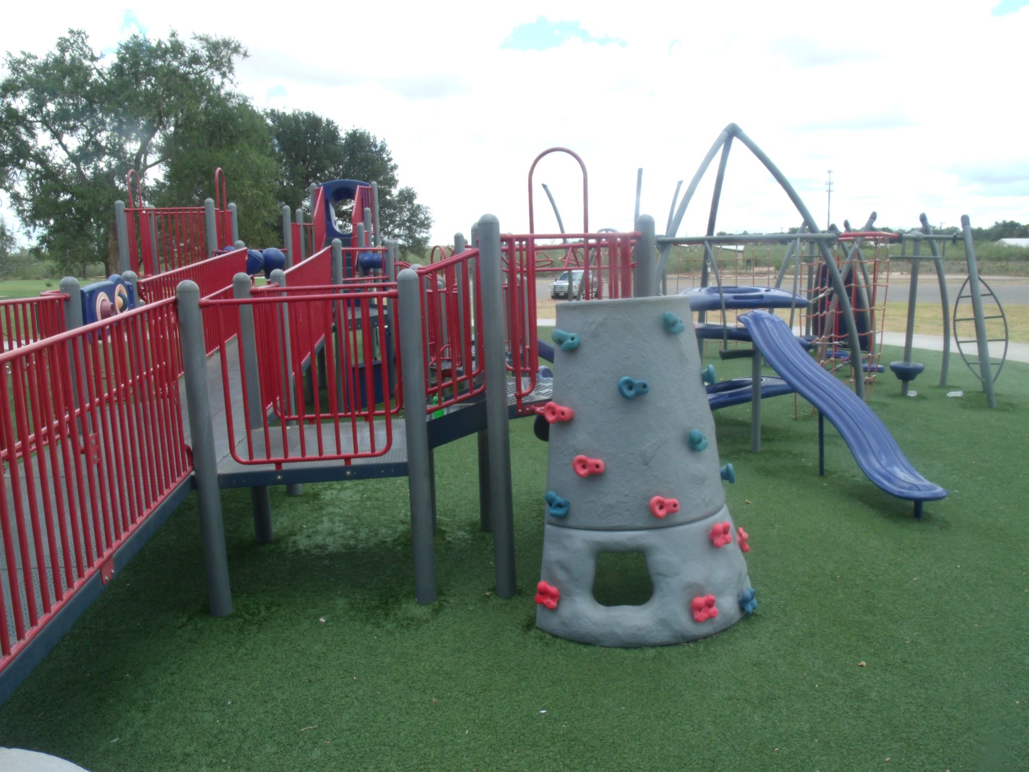 Discovering Hogan Park at Highlands Creek in Aurora, Colorado