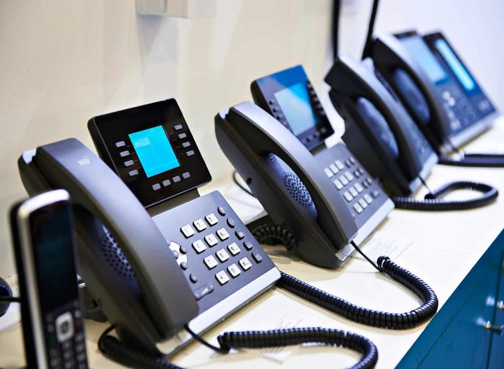 Enhancing Business Communication in Dubai: The Benefits and Implementation of IP PBX Systems and IP Phones